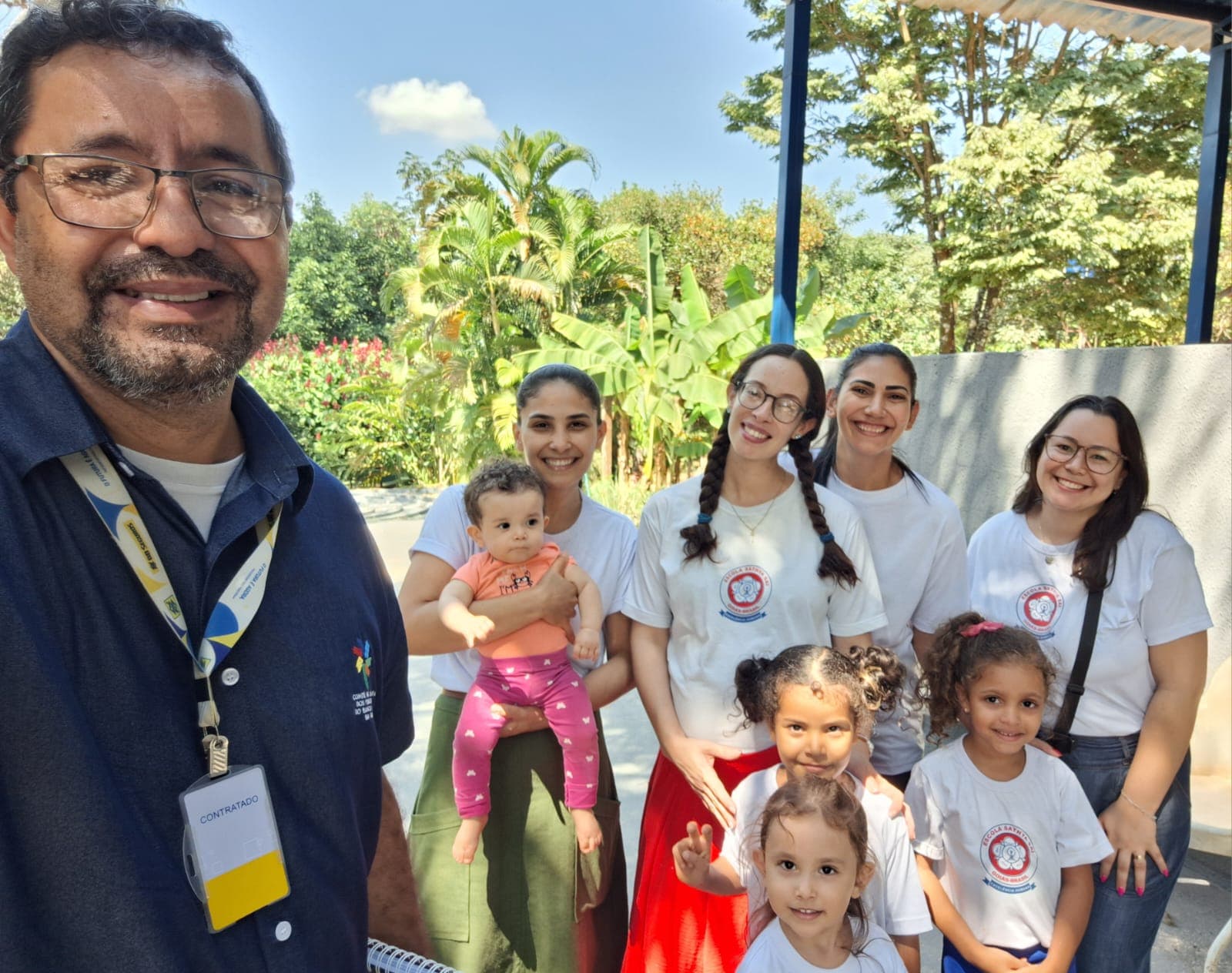 Equipe do Comitê em visita a uma organização social parceira