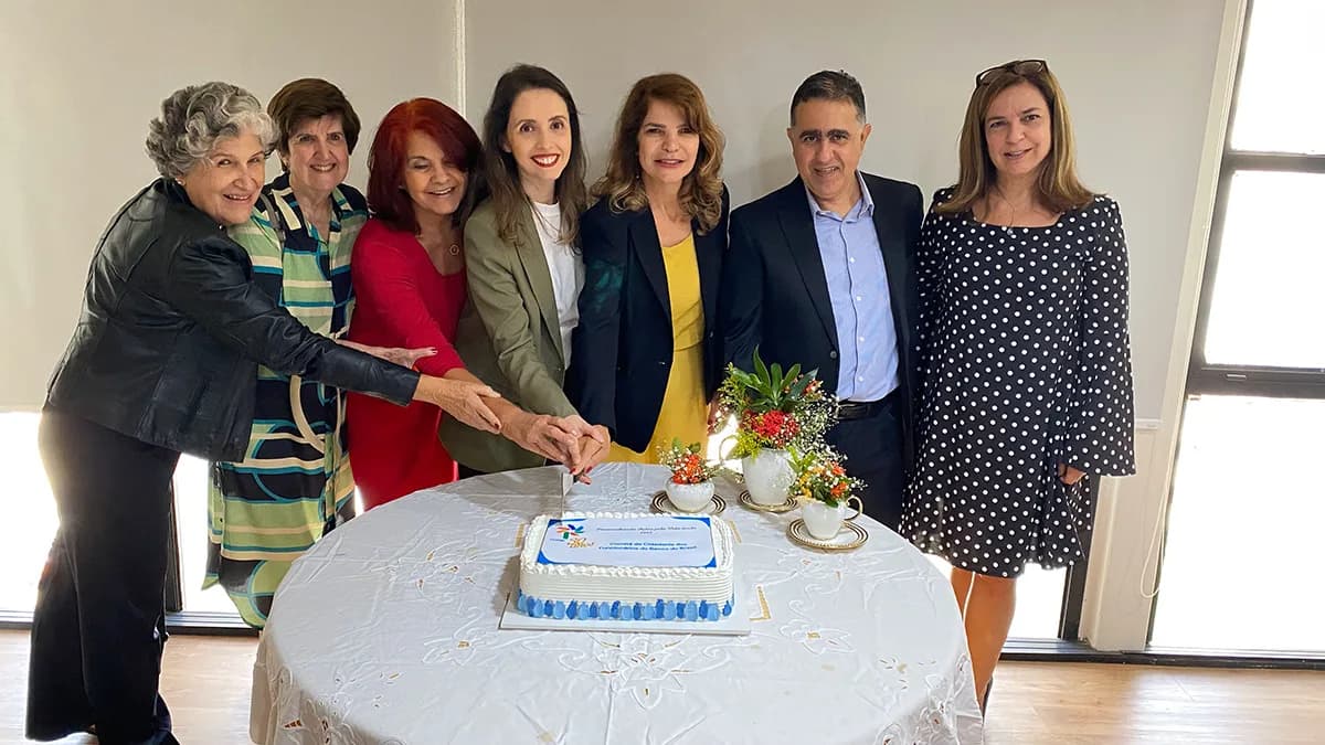 Imagem da notícia: Cerimônia para comemorar 30 anos de aniversário do Comitê de Cidadania reúne voluntários e parceiros