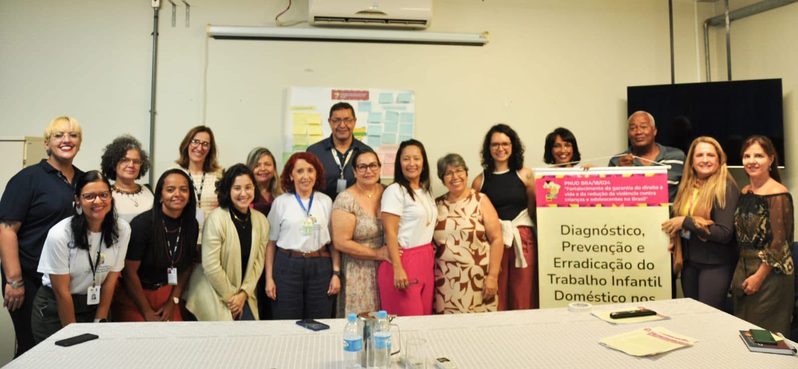 Imagem da notícia: Comitê de Cidadania marca presença em oficina sobre trabalho infantil doméstico