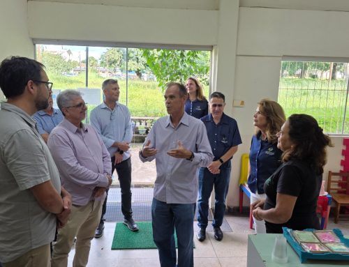 Diretores do Comitê de Cidadania visitam Osceia ao lado do presidente da Fundação Banco do Brasil